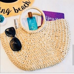 NWT Blossom & Thorn Straw Bag